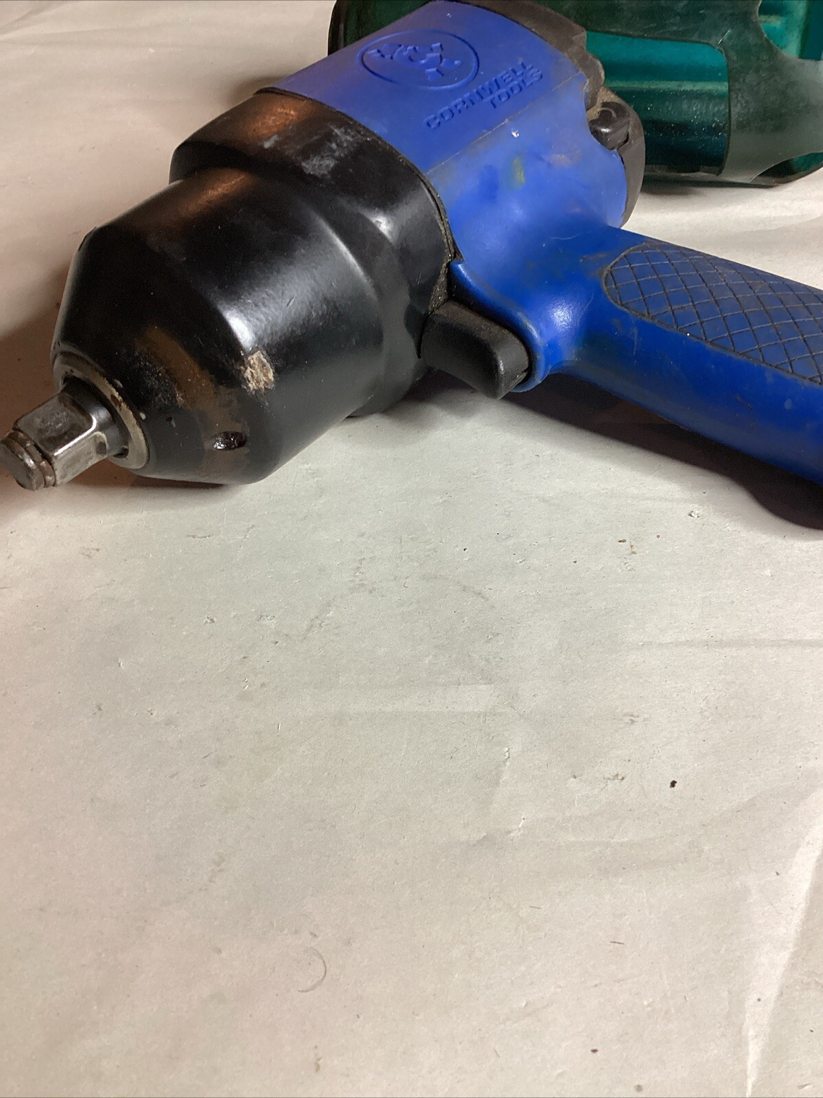 Cornwell Tools IR-C7000 1/2″ Pneumatic Impact Drill
