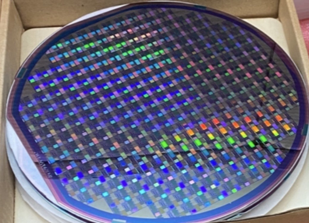 25pcs. 6” Multicolor/multifaceted Mini Color Changing Oxide Square Print Wafers