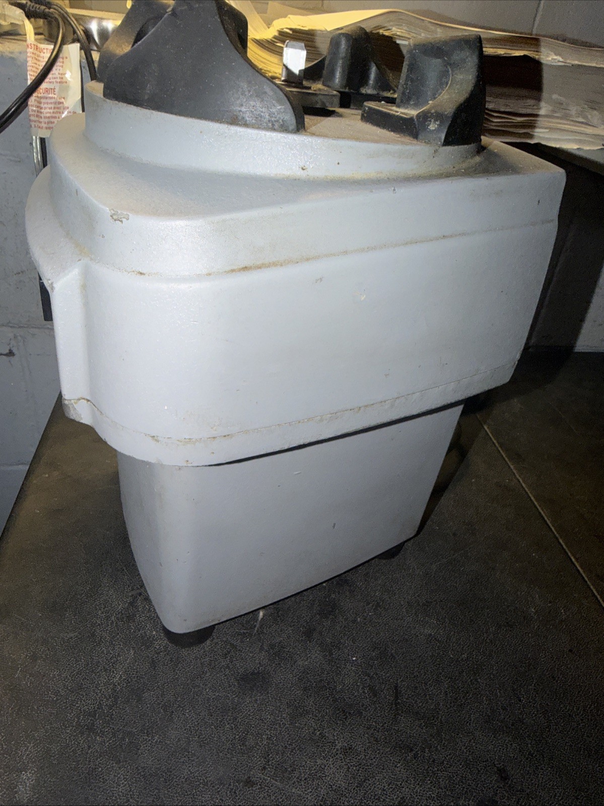 Waring Commercial Heavy Duty Blender 3-Speed (please read details) WORKS!!