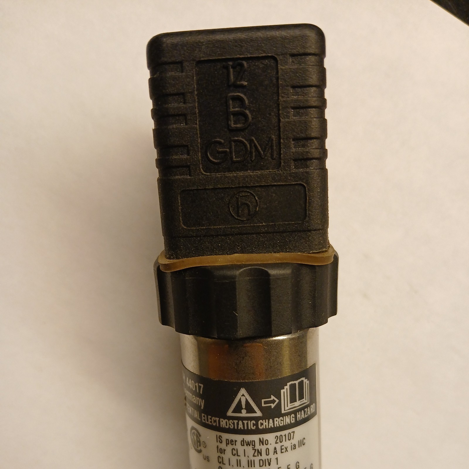 NOSHOK MODEL 625-2000-1-1-2-8 TRANSMITTER – NIB 2000psi #110GFDE0 Pressure Trans