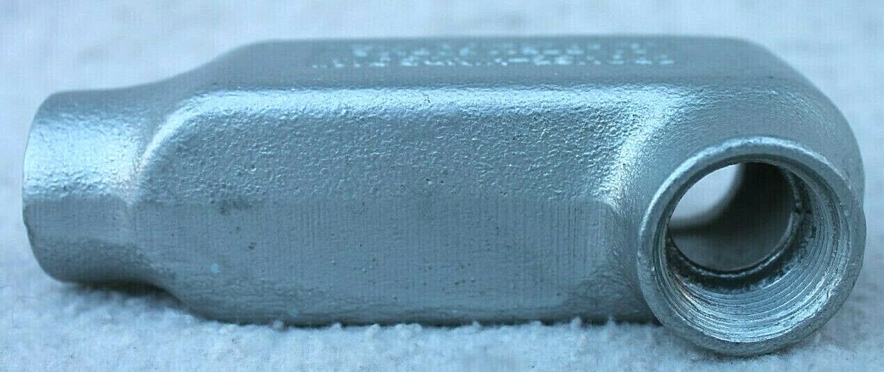 Crouse-Hinds 3/4″ 21LB75M Form 5 Conduit Body