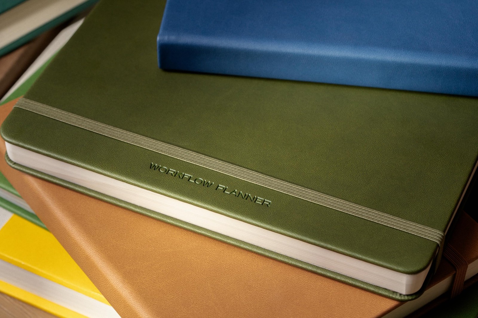 Anecdote 2026-2027 Planner: 52 Week Daily A5 (2026-2027), Olive Green