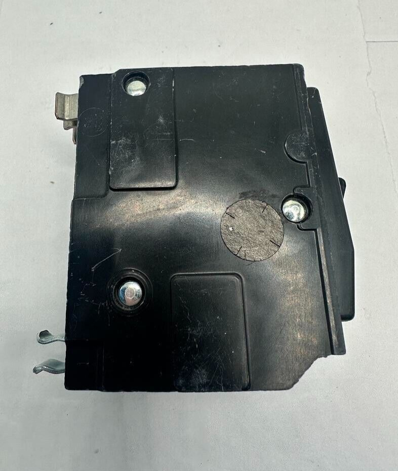 USED Square D QO225 25 Amps 120/240 Volts 2 Pole Circuit Breaker