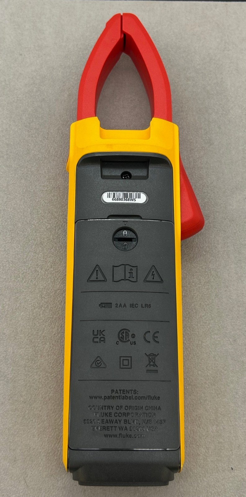 Fluke 393 FC Cat III 1500V TRMS Clamp Meter with Iflex i2500-18 – MINT used once