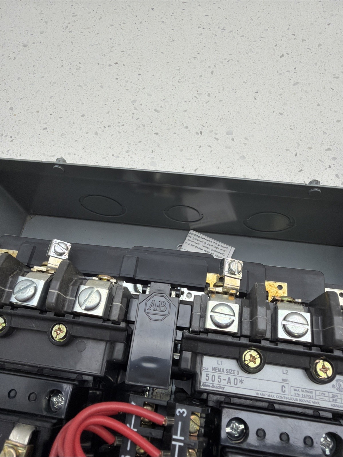 Size 0 Nema 1 505-AAC Series C Allen Bradley Reversing Contactor