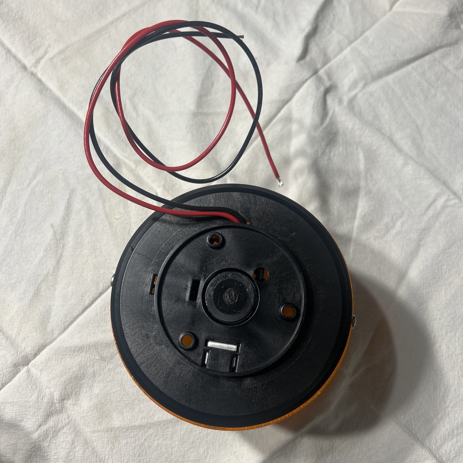 Federal Signal ElectraFlash 141 Strobe Light 12 Volts DC. Amber Color. Series A3