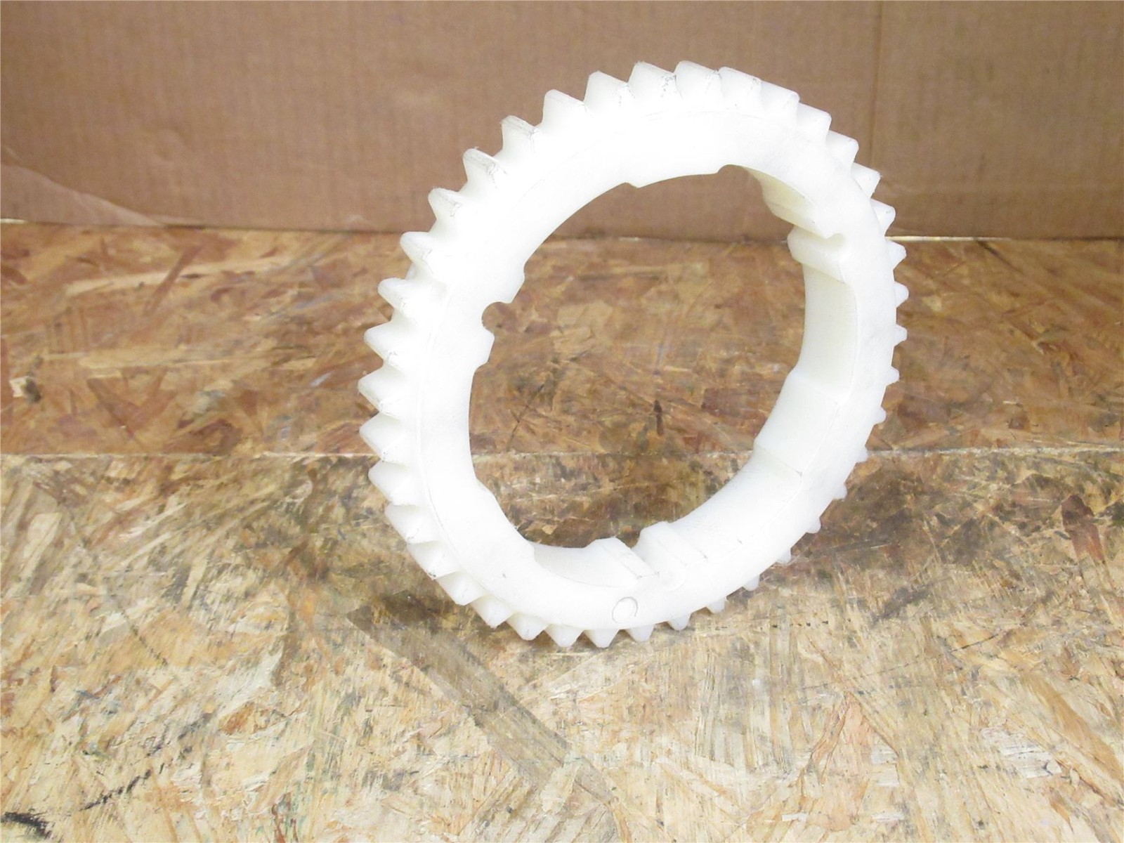 238413 New-No Box; Intralox 1131500DRINTR39TSPN Nylon Sprocket 39T 6.26″PD