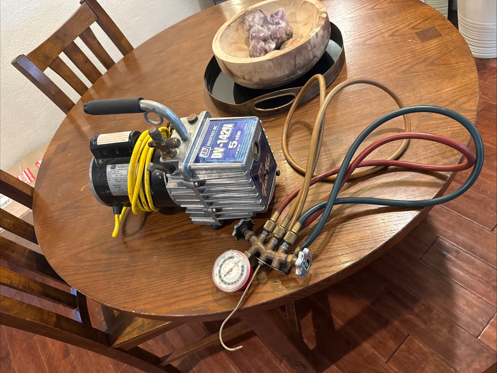 JB Industries FastVac DV-142N 2-Stage 1/2HP Vacuum Pump 5cfm + Accessories
