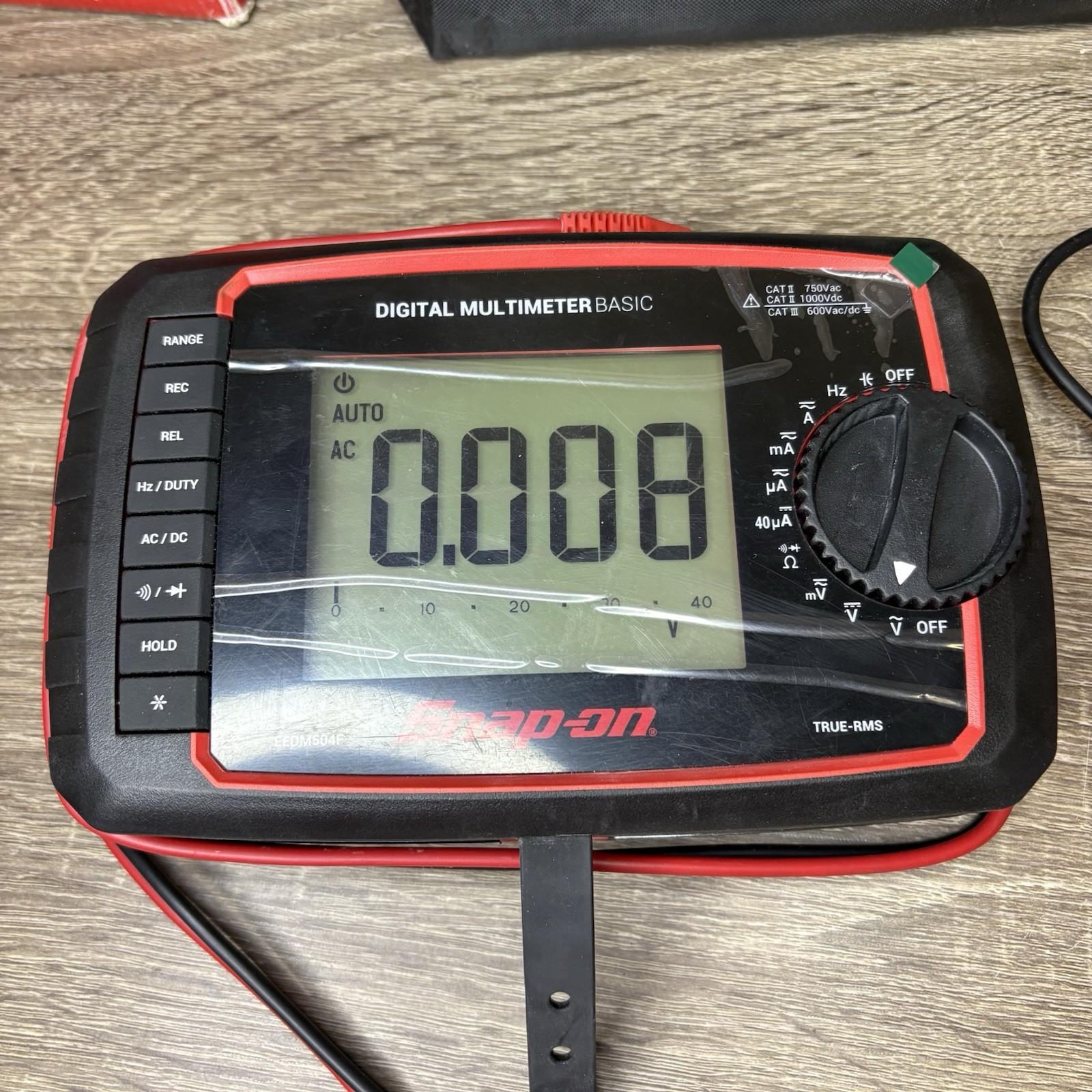 Snap On EEDM504F Basic TRMS Digital Multimeter with Leads & Pouch – 13978