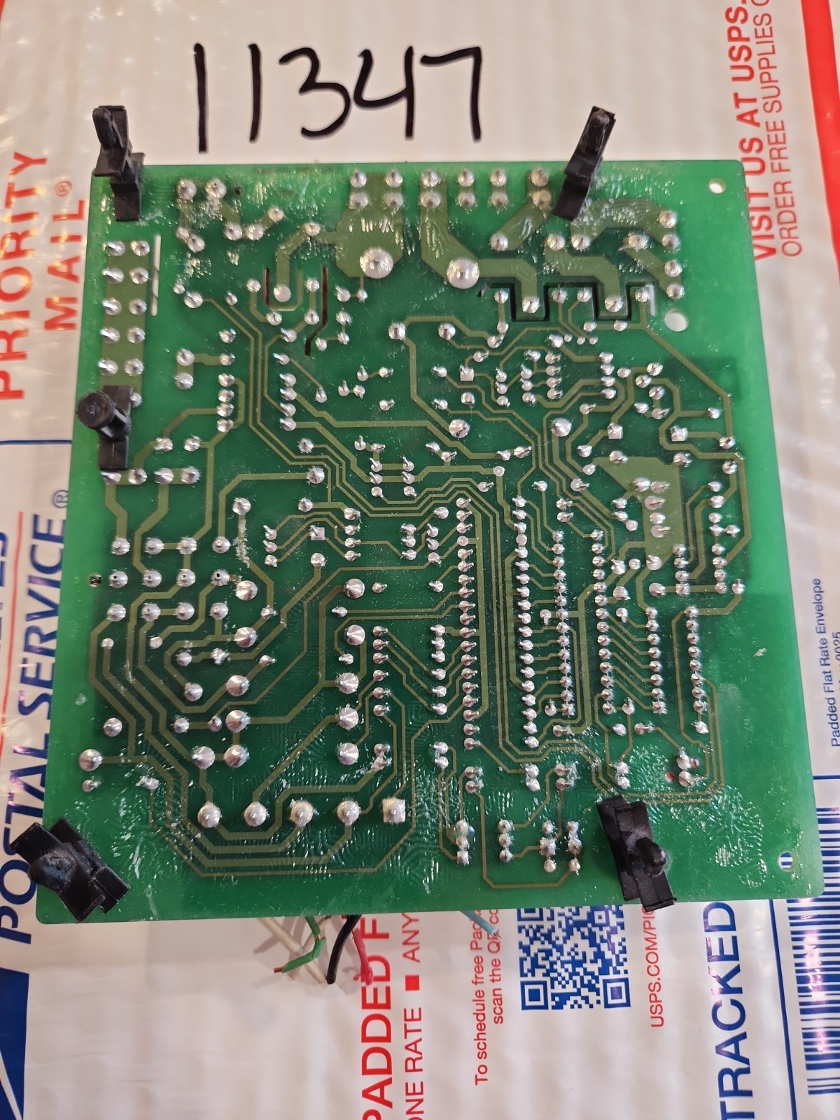 Goodman 1165-410 PCBBF132 Furnace Control Circuit Board 1165-83-4122A