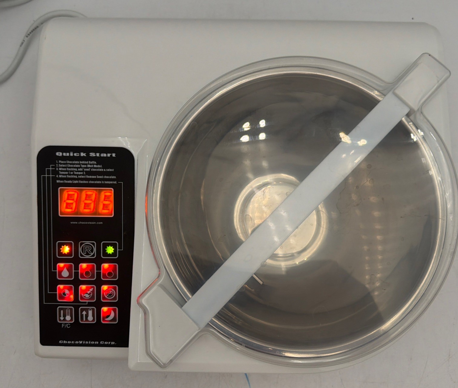 Chocovision Revolation 2B – Chocolate Tempering Machine System, 1.5 lbs – TESTED