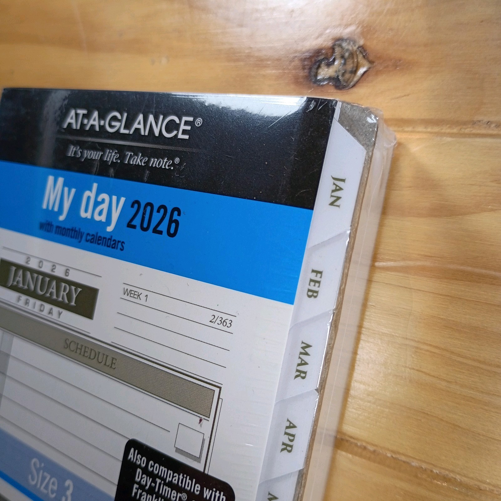 AT-A-GLANCE My Day 2026 Size 3 Comparable To Day-timer #12800 Item #471-125 New.