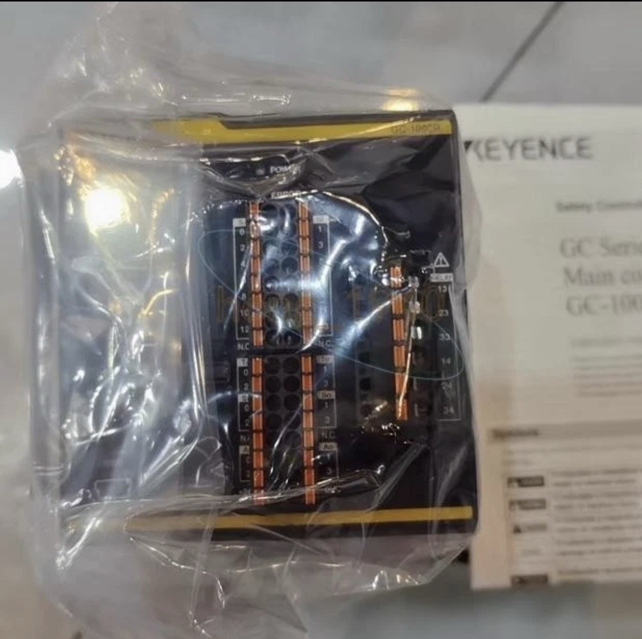 KEYENCE GC-1000R Safety Controller Module for GC Series Controller Platform