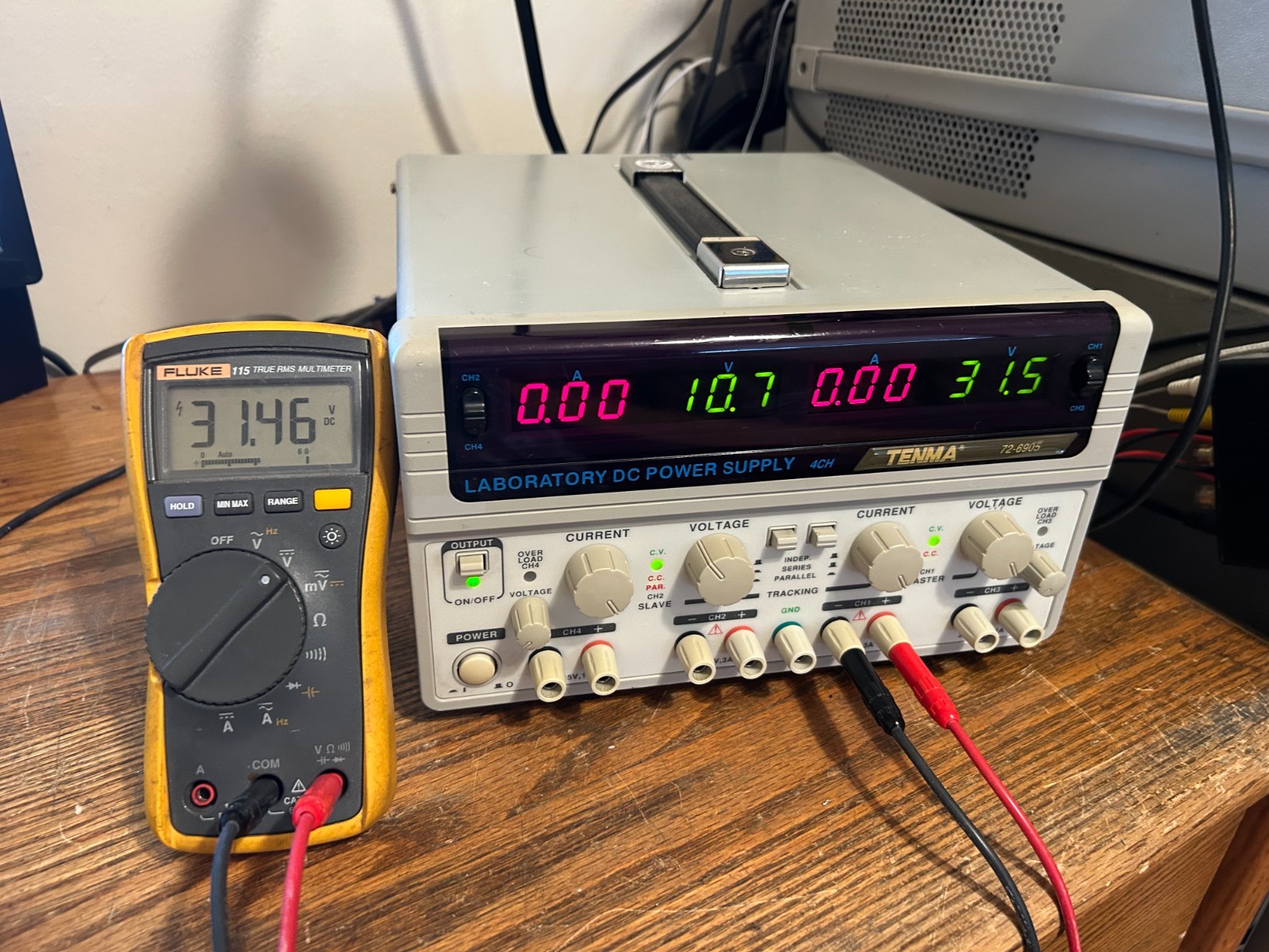 Working DC Linear Regulated Power Supply Quad Independent Output Tenma 72-6905