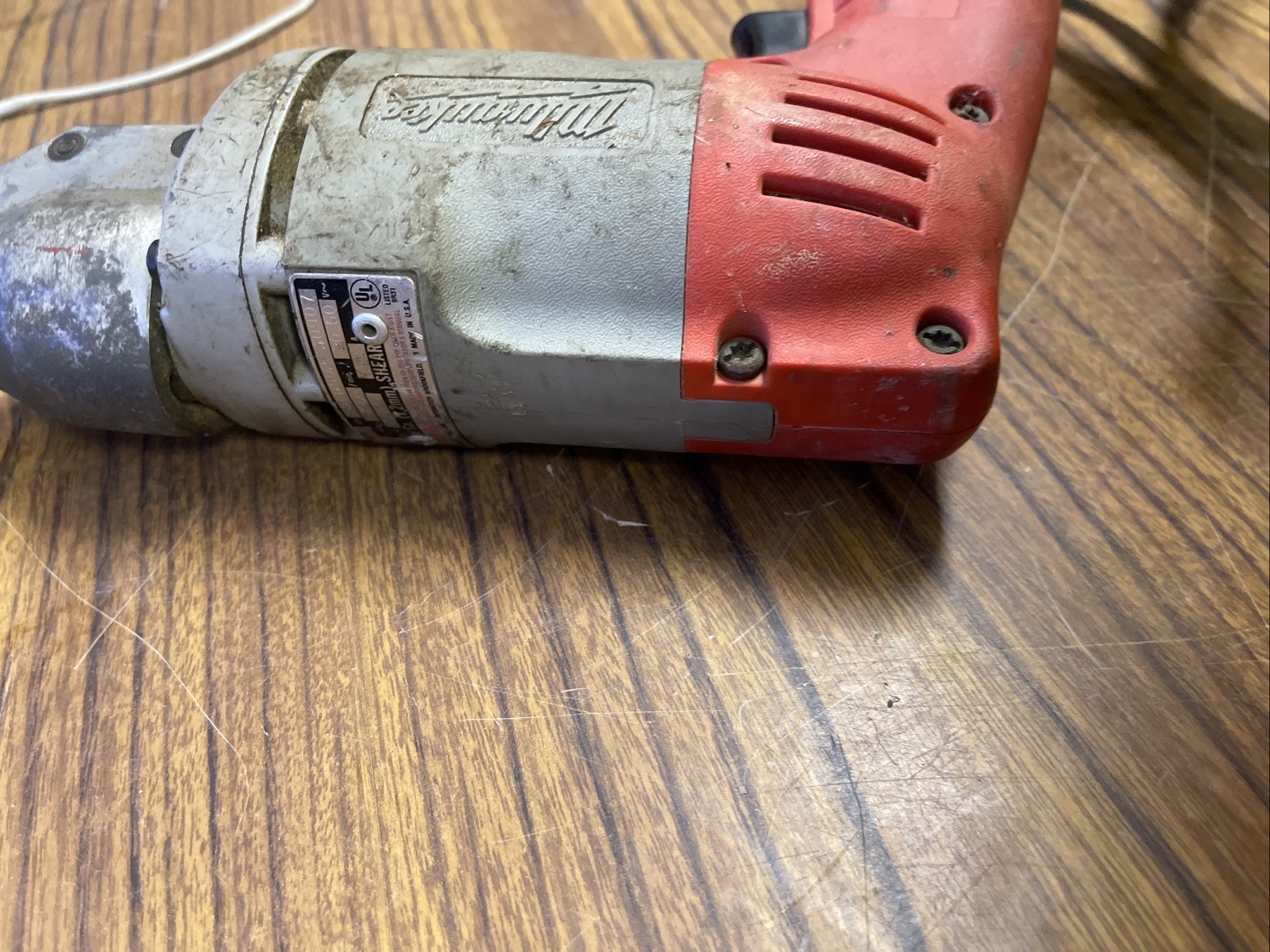 Milwaukee 6852-20 18 Gauge Electric Metal Shear Corded Sheet Metal Cutter