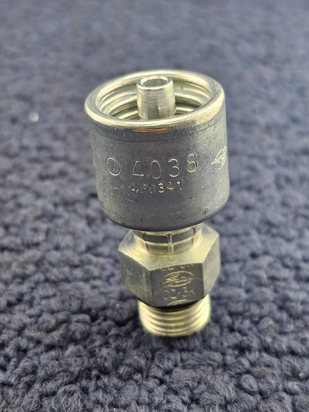 (QTY 2) Gates G25120-0406 MegaCrimp 1/4″ x 2.05″ Male O-Ring Boss Coupling
