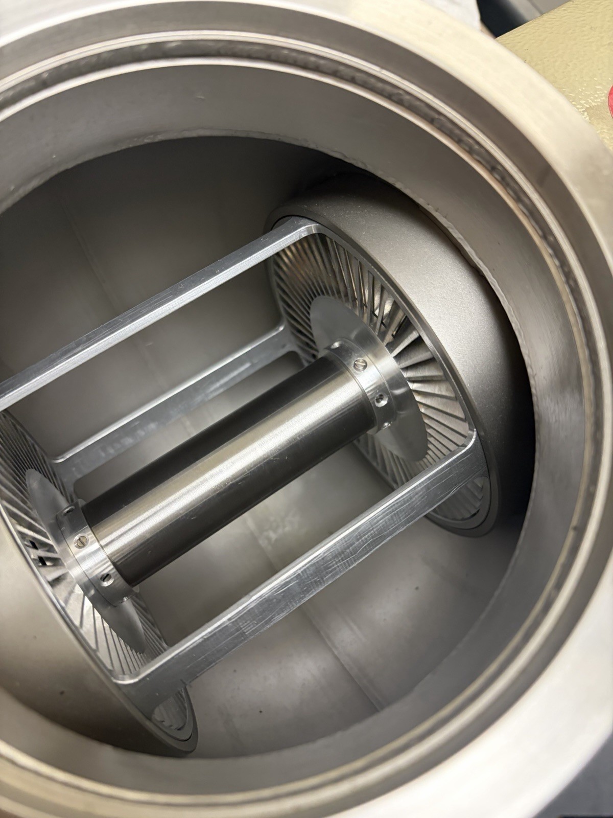 Pfeiffer TPU 500 Turbomolecular Vacuum Pump