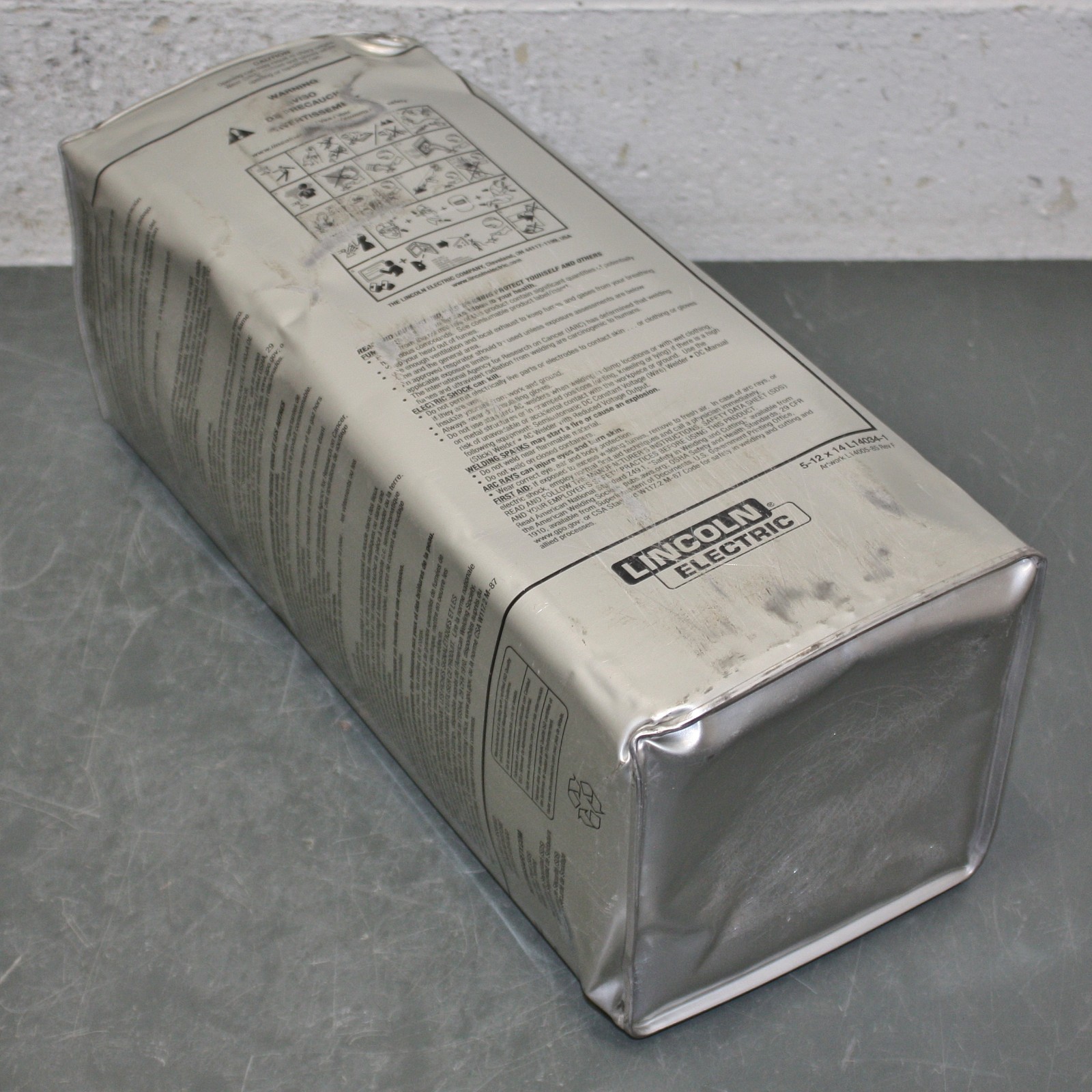 (50lb) Lincoln Stick Electrode Excalibur 7018MR, 3/32″ x 14″, Welding, E7018 AWS