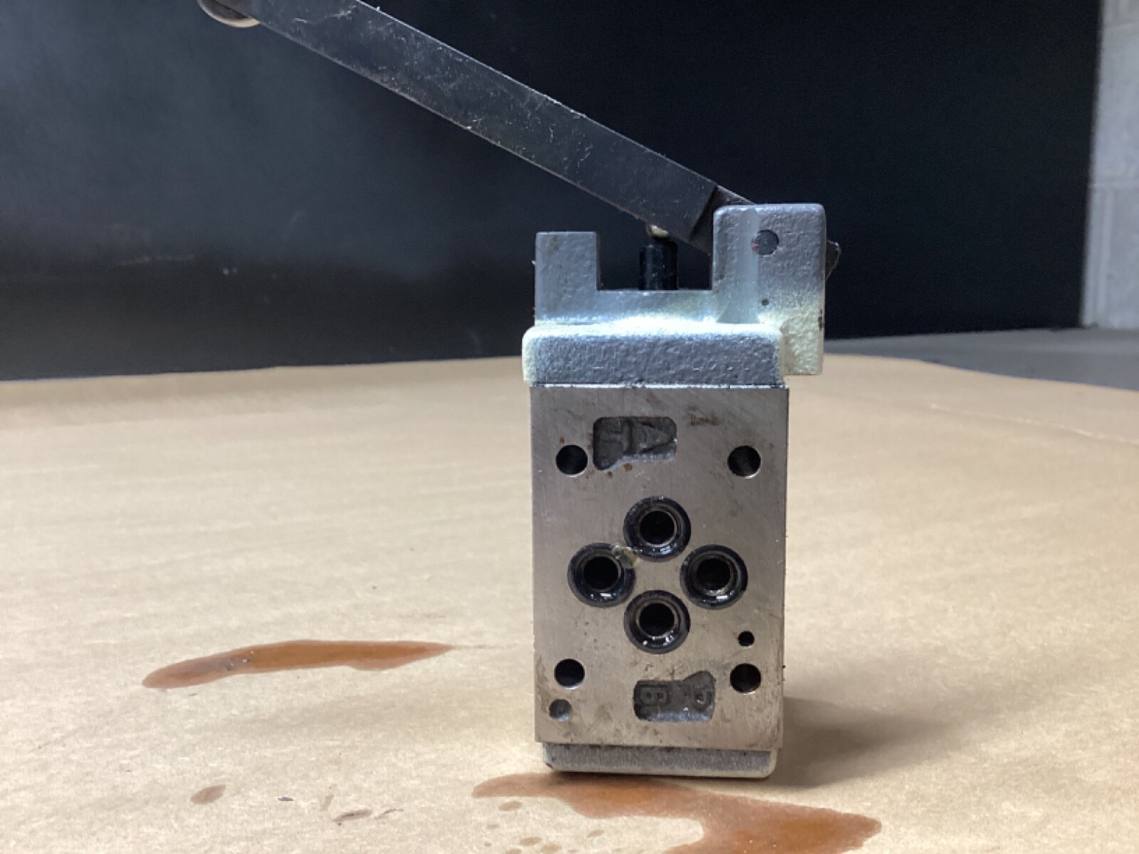 TOKIMEC Valve DG02S-3-0A-I-11-S4 #141G86PR7