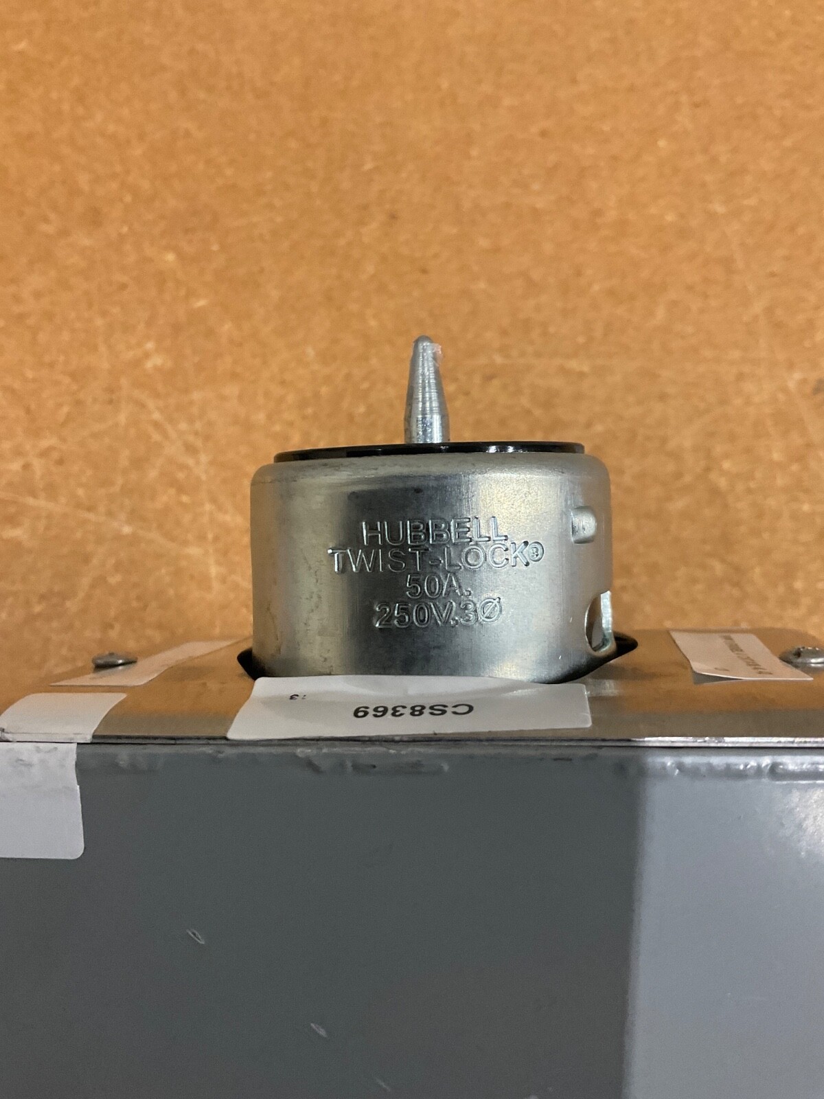 Hubbell Twist-Lock Receptacle 50A 250V 3Ø CS8369 w/ Single Gang Enclosure & Bolt