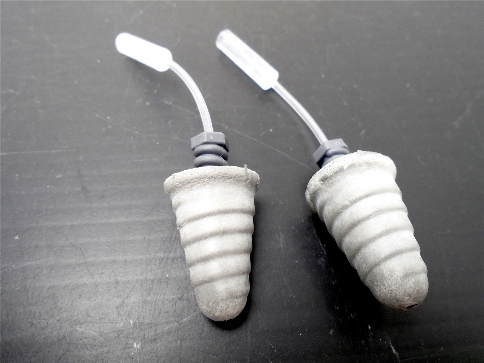(50 Pair) 3M – 393-2012-50 – E-A-Rfit SKULL SCREWS Test PLUGS – (NEW in CASE)