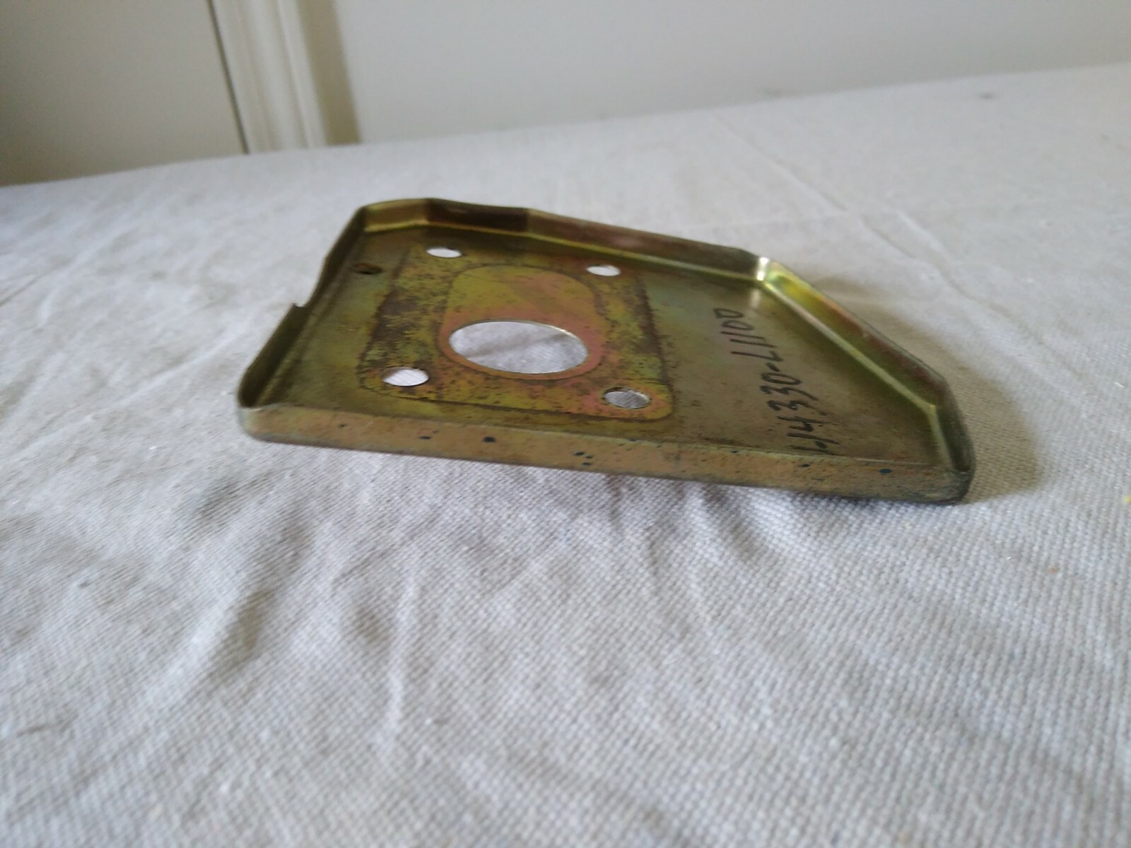 TCM Nissan Forklift Exhaust Plate Mount N-14330-L1100