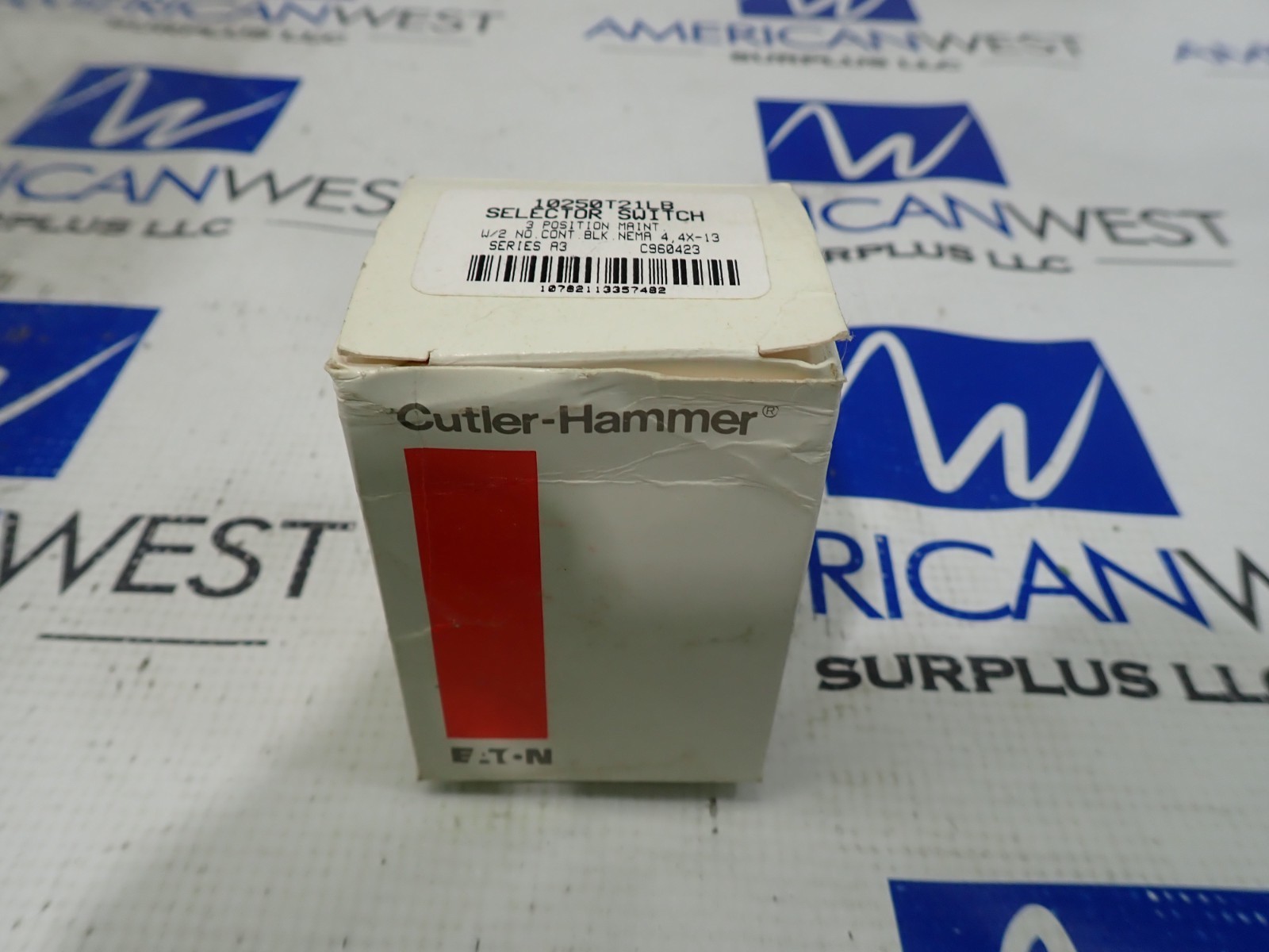 Cutler Hammer 10250T21LB 3 position maintained W/2 NO Contact Block