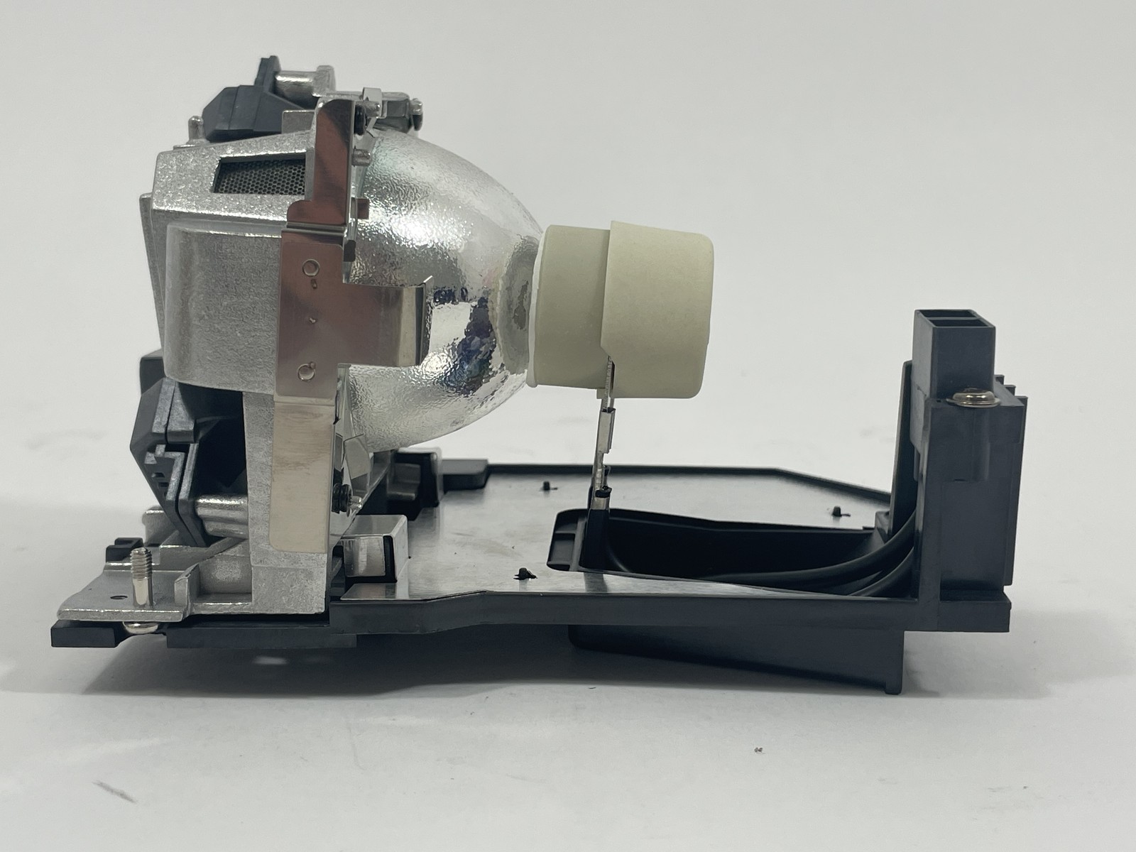 NEW OPEN BOX Northstar Audio Video Projector Lamp NP27LP