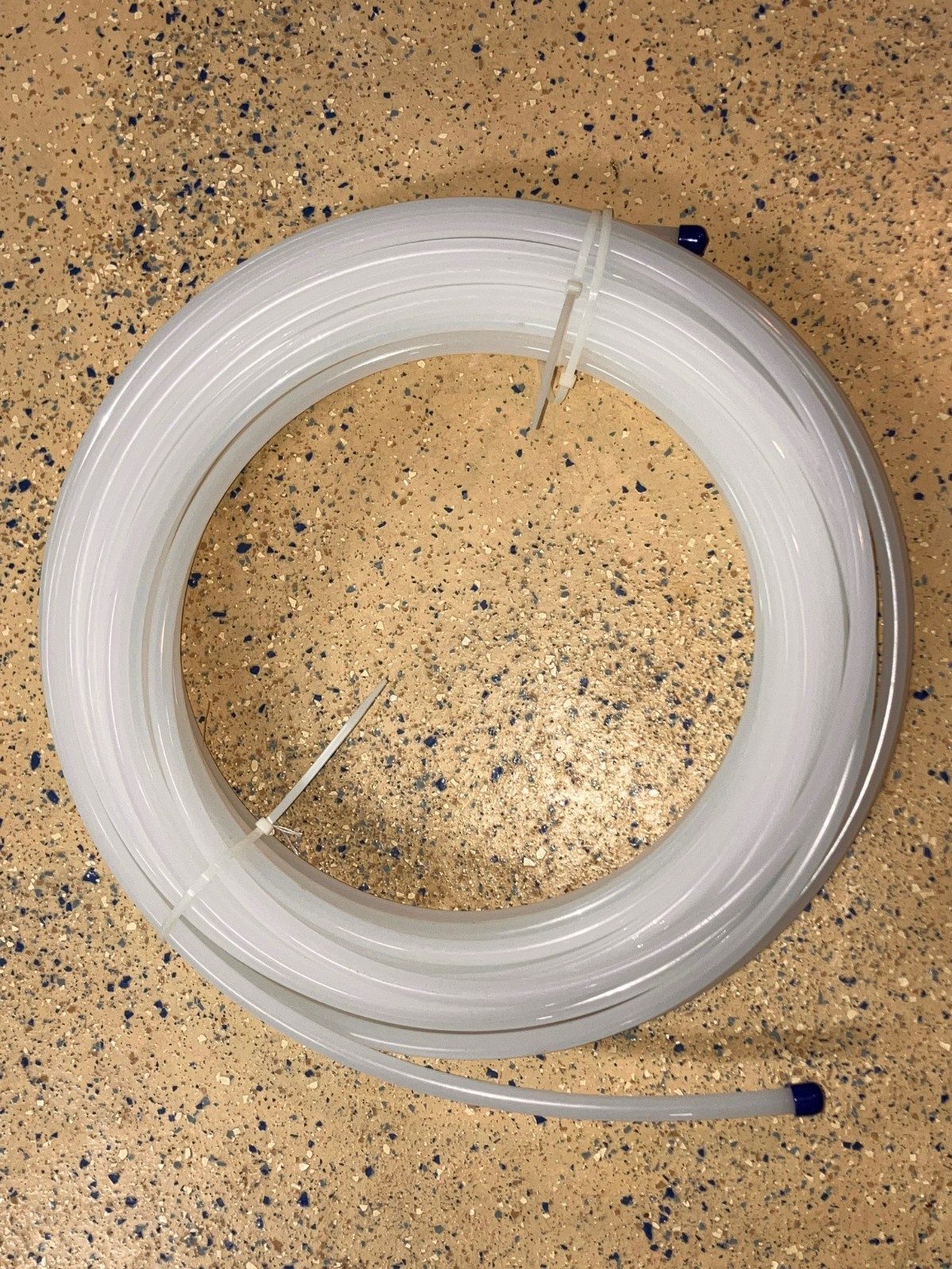 100 foot coil of polyethylene 1/2″ tubing