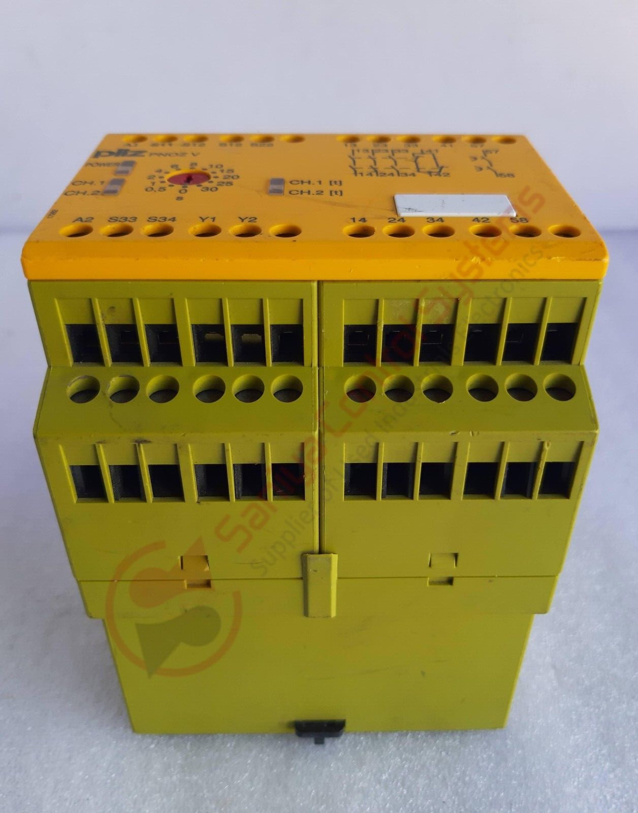PILZ PNOZ V 30S 24VDC 3N/0 1N/C 1N/0 T SAFETY RELAY 774790