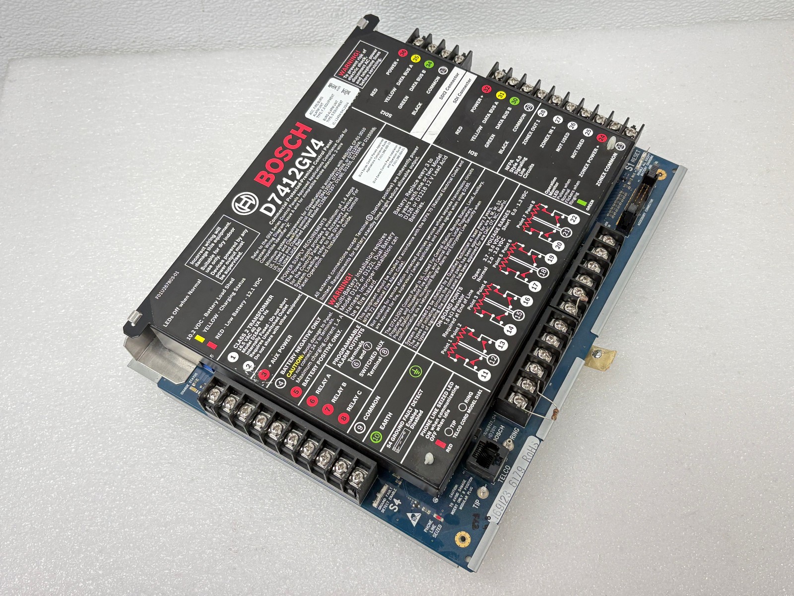 Pre Owned | Bosch D7412GV4 IP Alarm System G Series Control Panel Only – Black