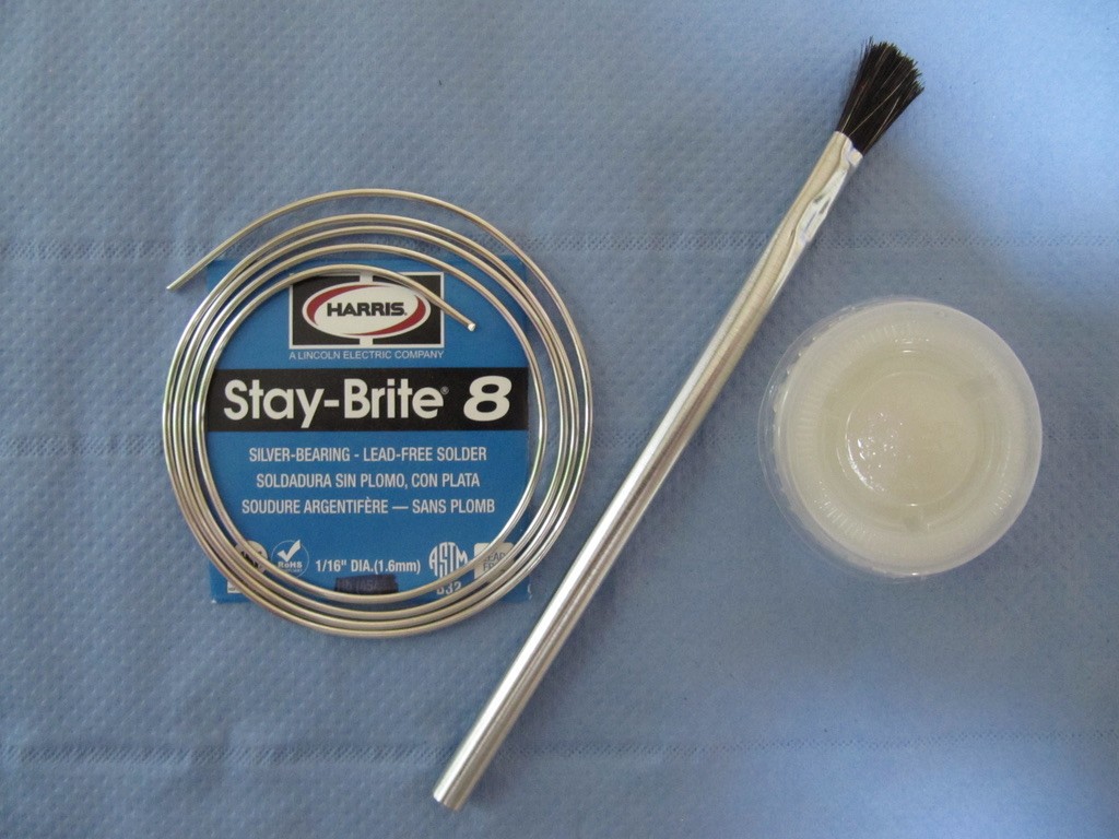 HARRIS STAY-BRITE 8 KIT includes 1/2 ounce STAY-CLEAN paste flux and acid brush