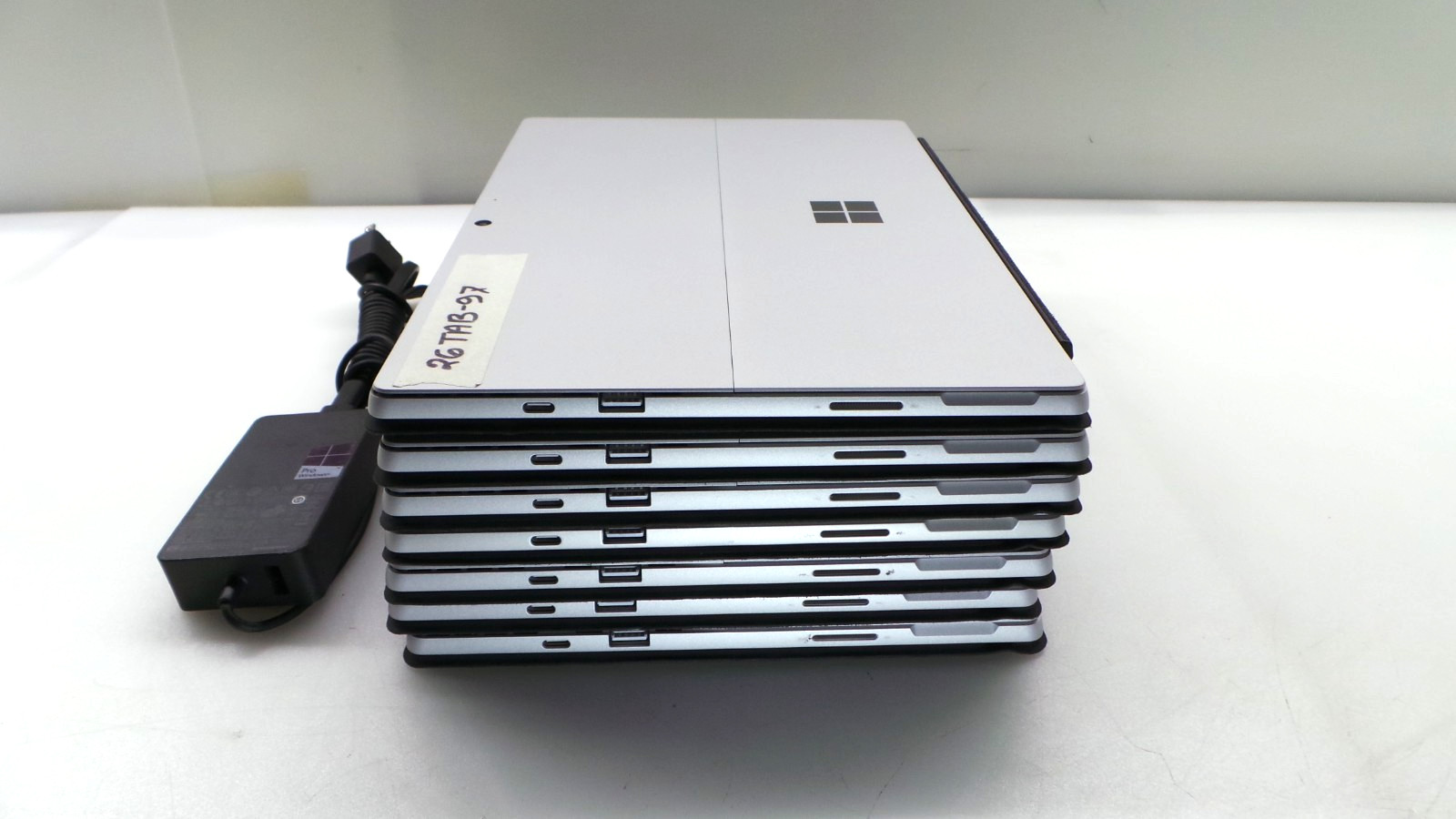 LOT OF 7 Microsoft Surface Pro 7 + 12.3″ i5-1135G7 2.40GHz 16GB RAM 256GB SSD
