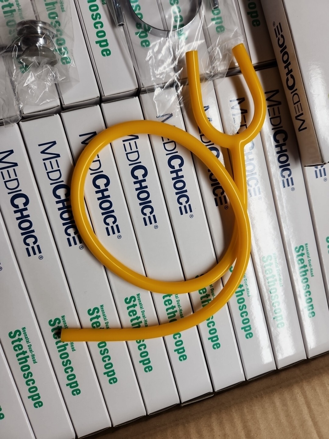 Case 30 MediChoice DUAL Head NEONATAL Stethoscope YELLOW 995130