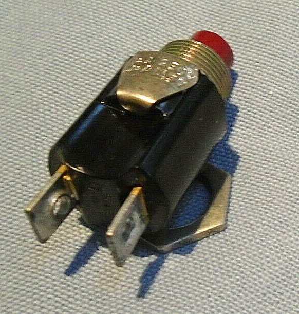 Normally Open SPST Red top Momentary Push Button Switch from Cutler-Hammer