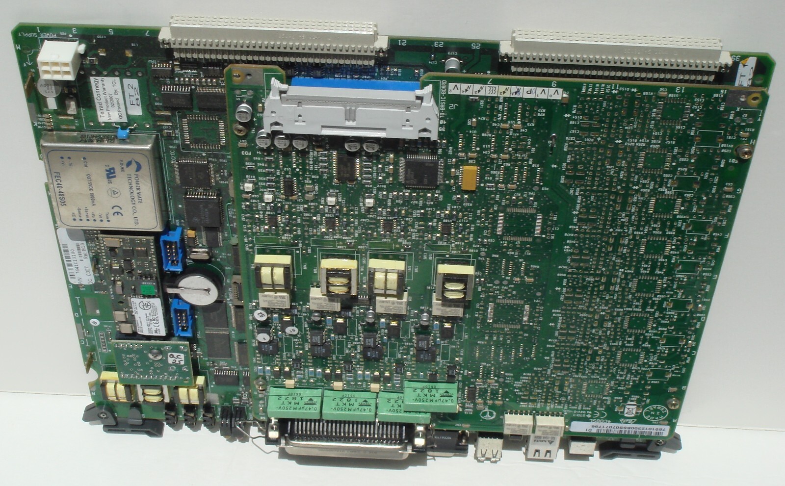 TELRAD IPeX1 32-Port Phone Server 76-410-1310/0 w/ 4-Port Unified Messaging Card