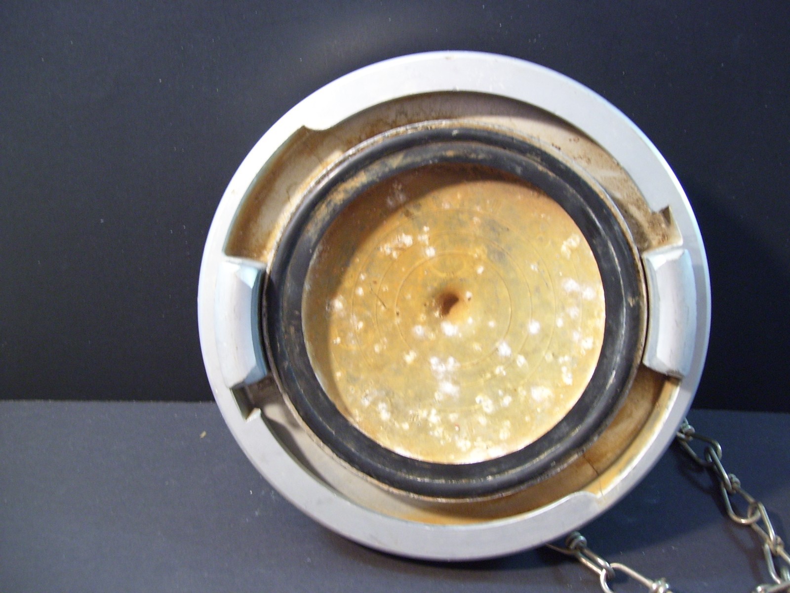 AWG 125-5″ Storz Aluminum Cap with Chain, Germany, Fire Engine