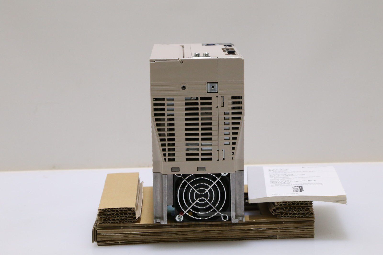 YASKAWA SIGMA5 Genuine NIB SGDV-200A05A 3kW Servo Drive DRV-I-4381=9S36