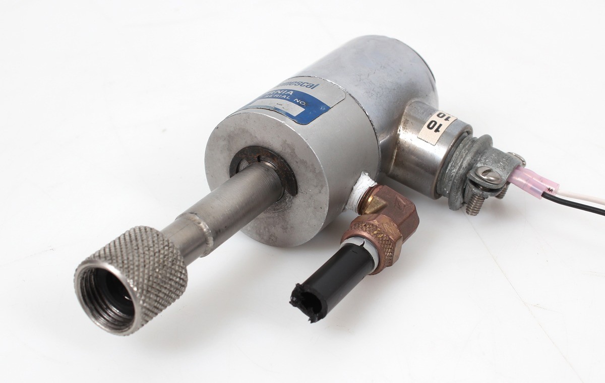Airco Temescal Skinner Honewell V52DB2125 Solenoid Valve 120V