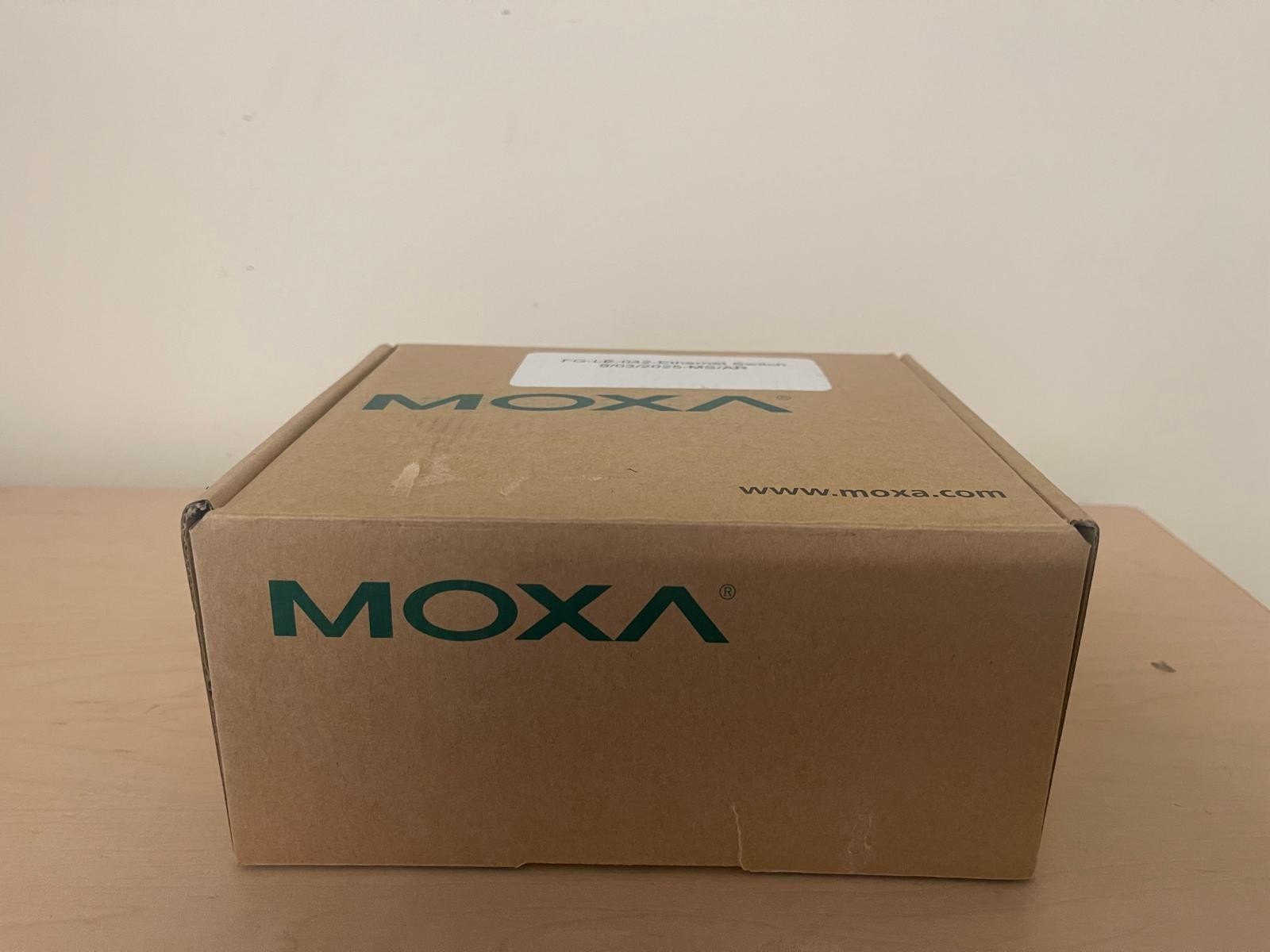 MOXA EDS-308 Ethernet Switch Input Module Connector PLC (BIN-7.1.2)