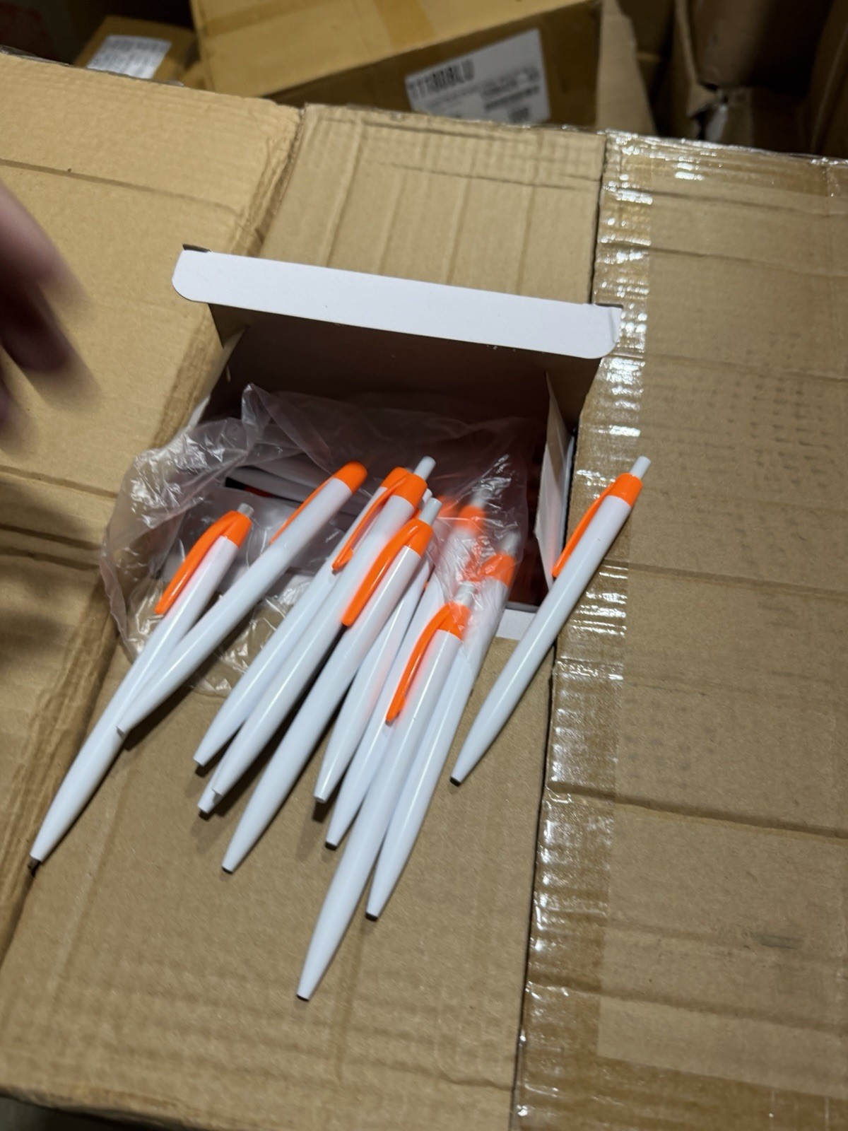1000 White & Orange Retractable Ballpoint Pens w/ Pocket Clip 11170 tinta negra