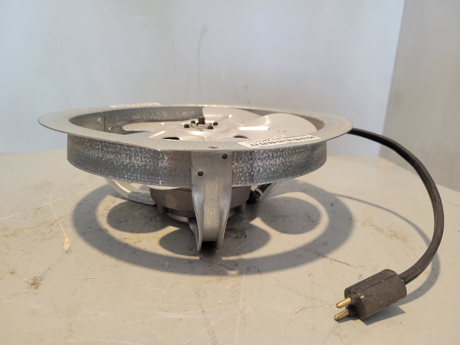 Hussmann 5 Blade 7″ Fan Assembly, 115V, 0.29A, 4W, 1450RPM, 0477673, SVC 441-101