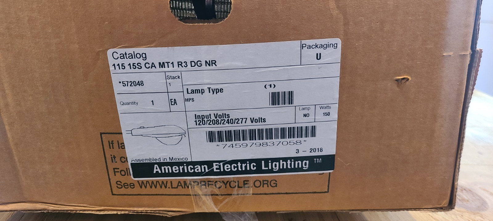 American Electric New Old Stock Street Light 115 15S CA MT1 R3 DG NR S55 60hz