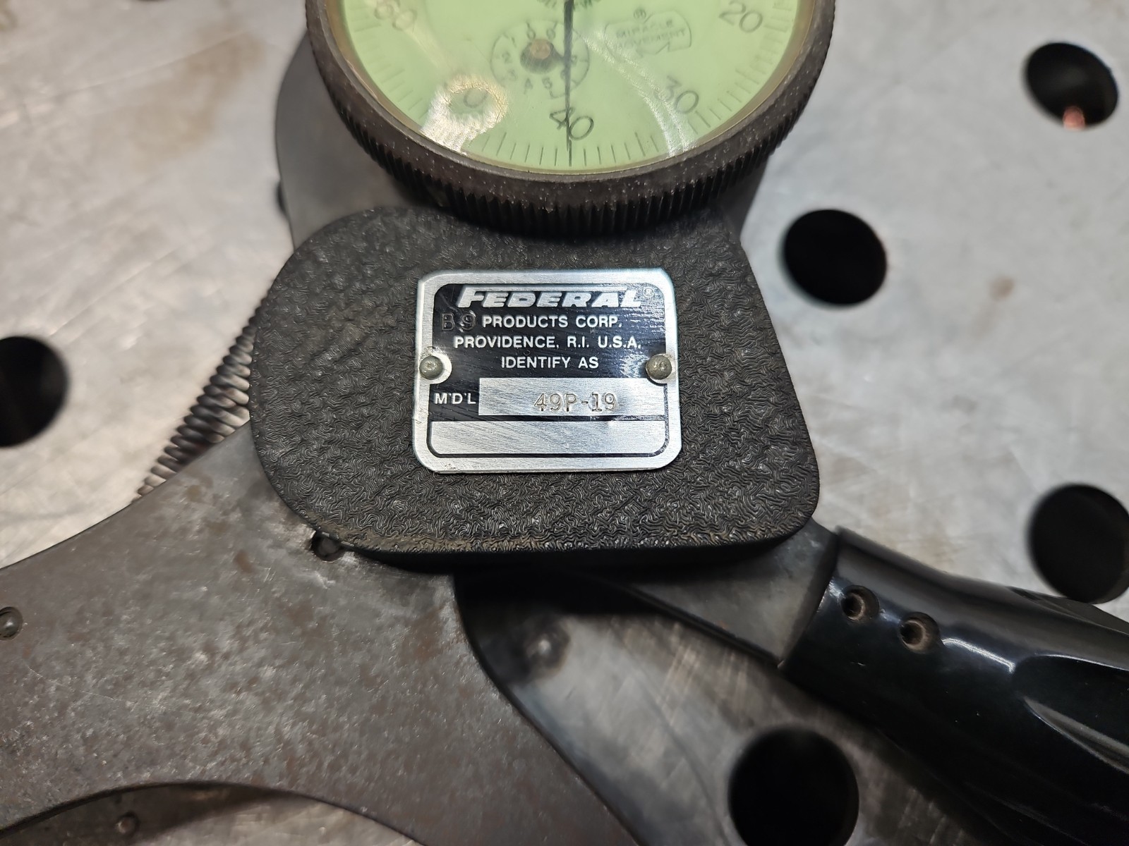 Mahr Federal 49P-19 Large Capacity OD Caliper Gauge, 8″ Throat Depth, 0-2″ Range