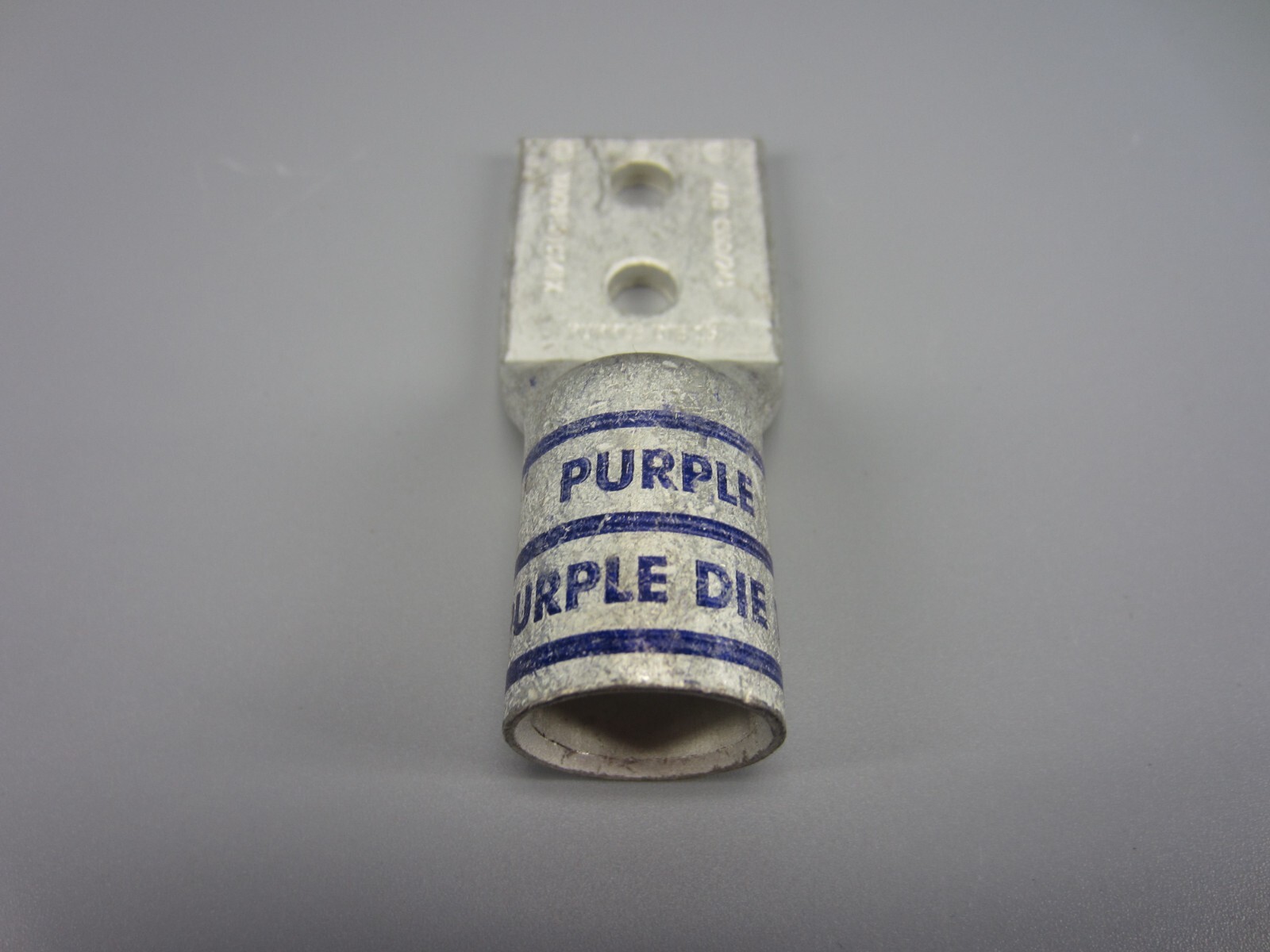 Burndy YAV28L2TC14FX 4/0 550/24 Two-Hole Purple Die 15 Compression Lug-lot of 30