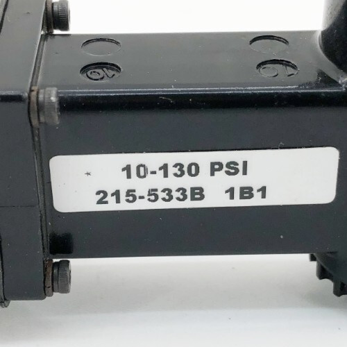 New Numatics 122RD100J016W00 Regulator 10-130psi 215-533B 1B1 – No Box