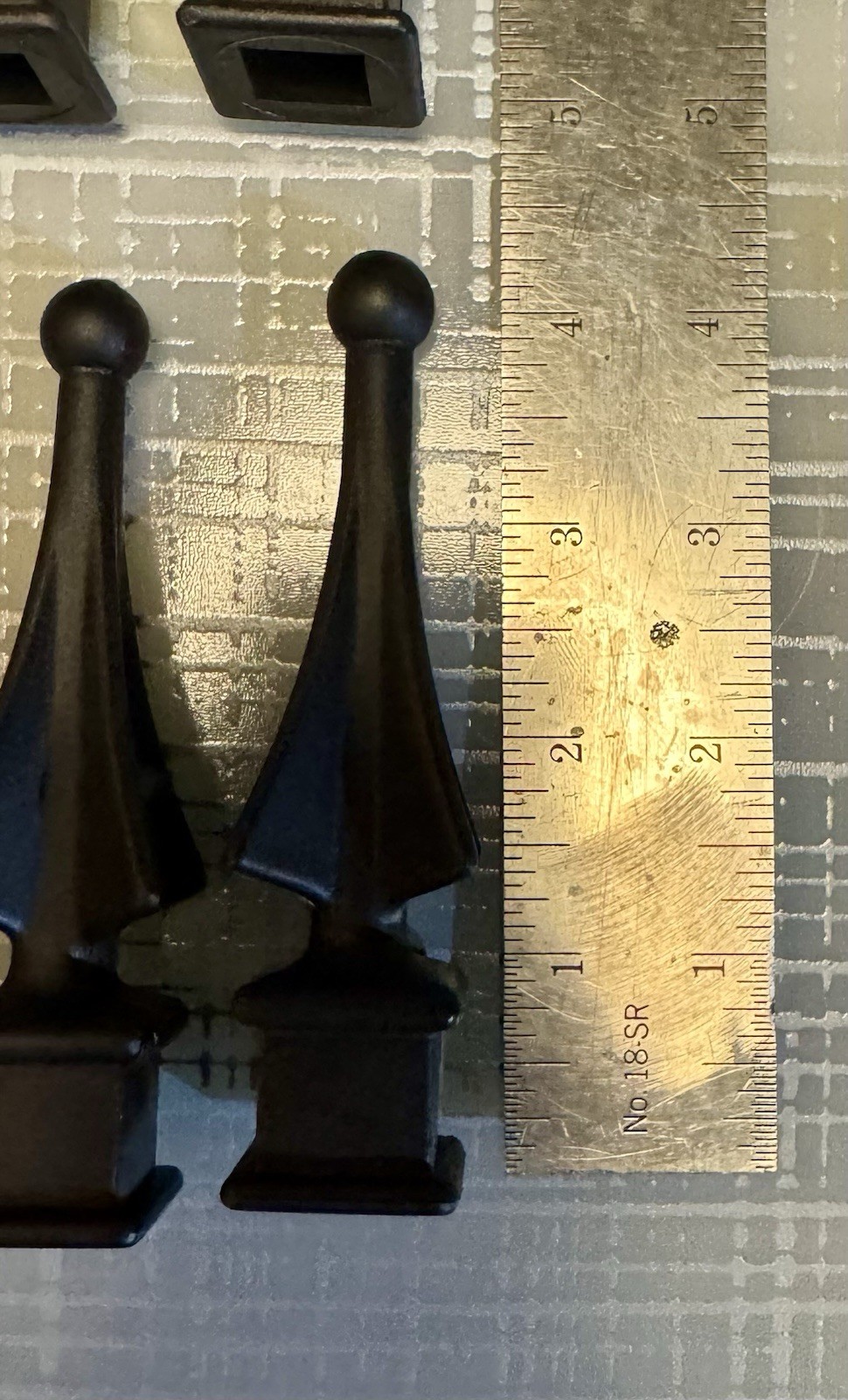Decorative Plastic Spikes For Gate Or Fence— 10 Pack