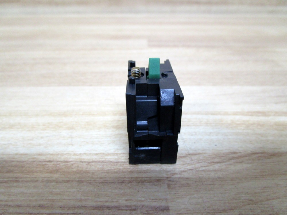 Telemecanique ZB2-BE101 Schneider Block