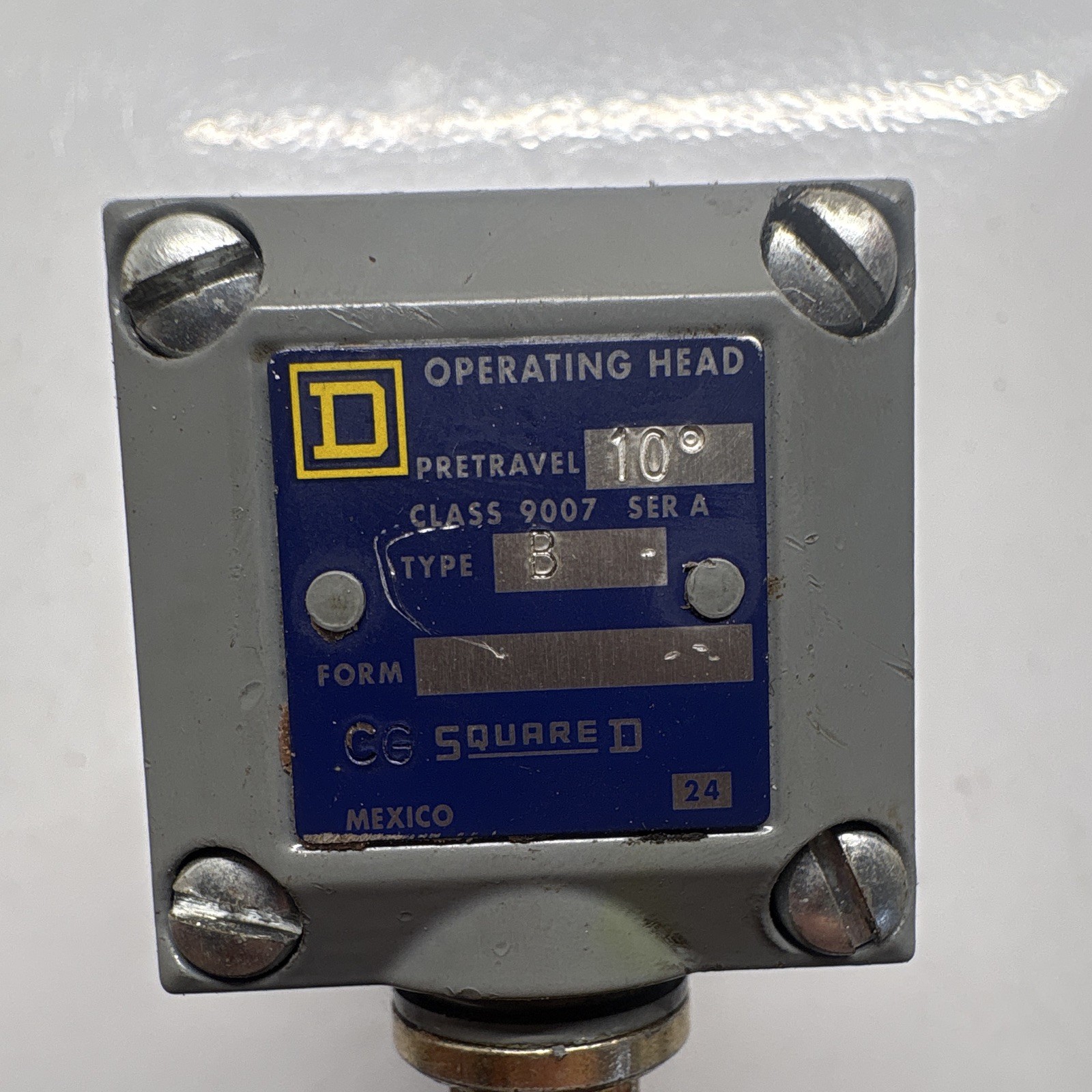 Square D Limit Switch 9007C54B2 Gray Pretravel 10° Industrial Control Panels