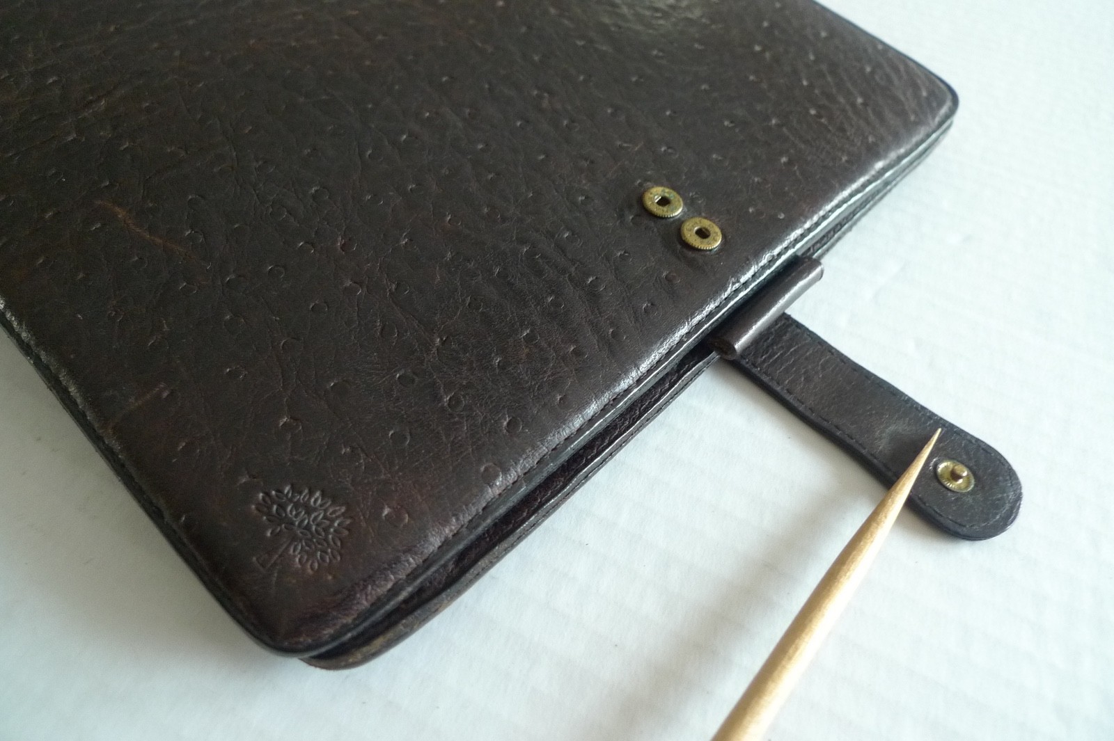 MULBERRY – A5 OSTRICH TEXTURED LEATHER PLANNER & PAPER SHEETS – MADE IN UK